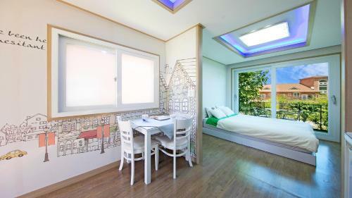 Yeosu Skypurple Pension