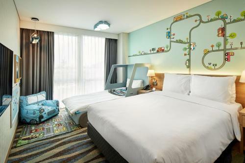 Ramada Encore By Wyndham Gimpo Han River Hotel
