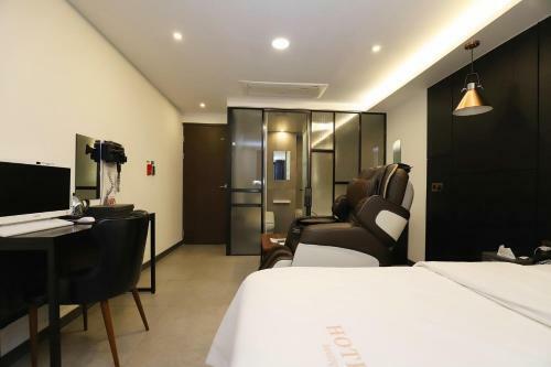 Siheung Unique Hotel 28