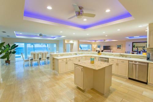 Twin Palms By Grand Cayman Villas