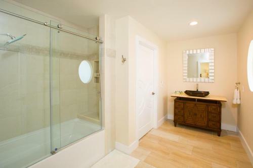 Twin Palms By Grand Cayman Villas