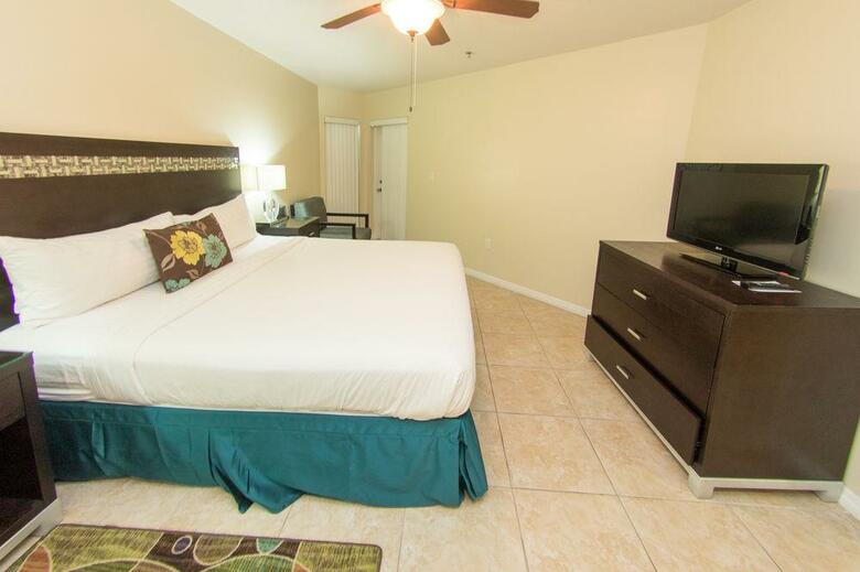 Hotel Grand Caymanian Resort