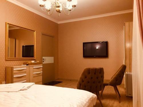 Altyn Hotel