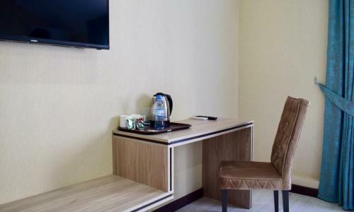 Hotel Dostar Inn