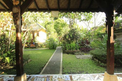Hostal Gusti Kaler House