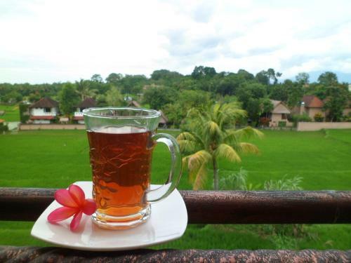 Hostal Nuriani Restaurant And Rooms