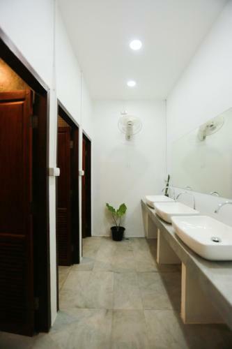Petit Espace Boutique Hostel