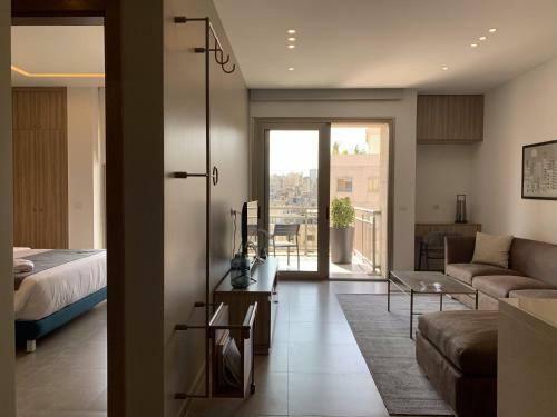 Apartamento Zur Studios And Suites