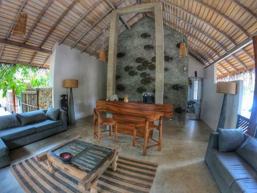 Hotel Hiru Resort And Kite Surfing