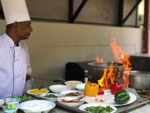 Hotel Luxury Inn Matale