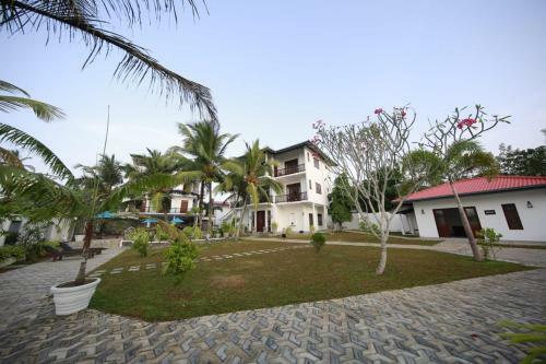 Hotel Olu Ayurveda Beach Resort