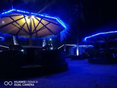 Hotel Surf Deck Resort & Restaurant