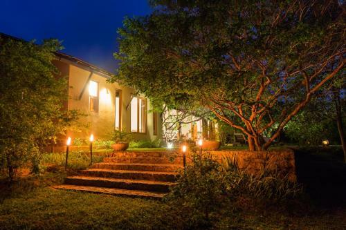 Taru Villas - Yala - Level 1 Safe & Secure