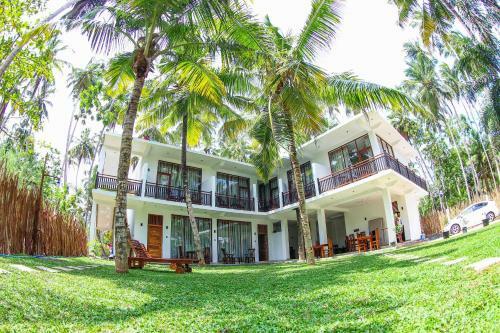 Hotel Bay Hiriketiya