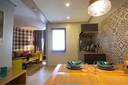 Aparthotel Suite Loc