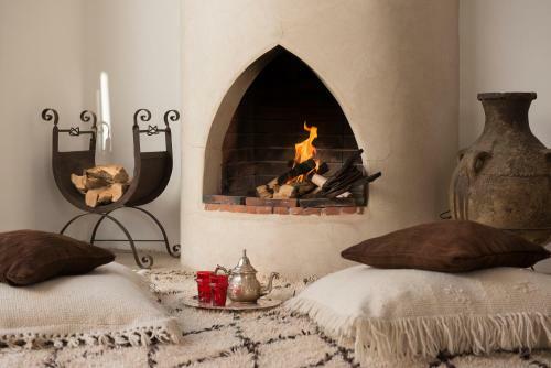 Hostal Room In Bb - Bliss Luxurious Riad Marrakech