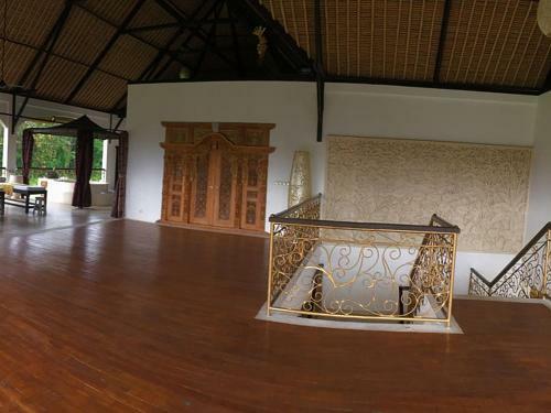 Hostal Frangipani Villas