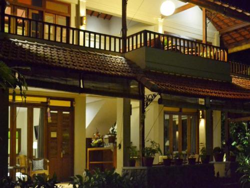 Hostal Omah Apik