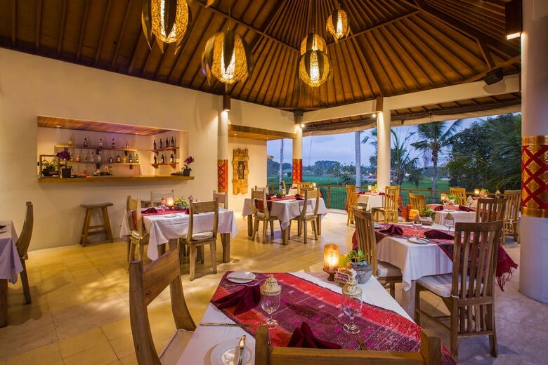 Hotel Anulekha Resort And Villa