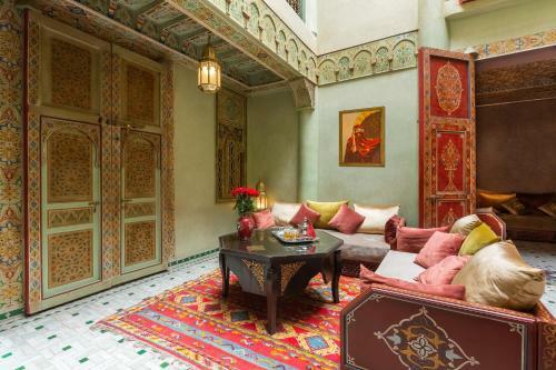 Hostal Riad Azaro