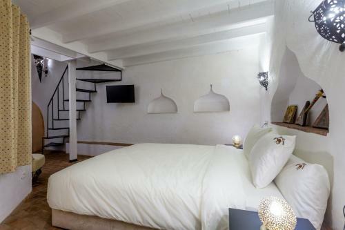 Riad Hart Essoura