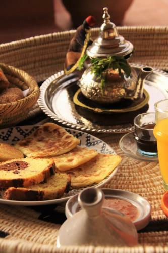 Hostal Riad El Ouarda