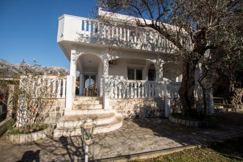 Villa Olive Garden