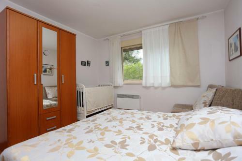 Sunshine Bay Apartment