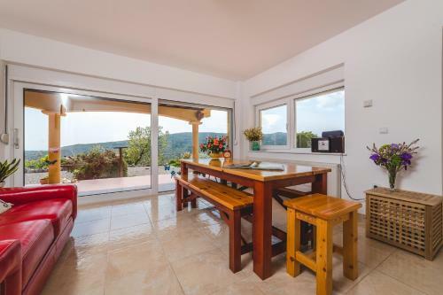 Apartamento Lynne Holiday Home