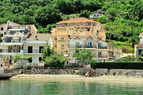 Becovic Apartments Boutique Hotel