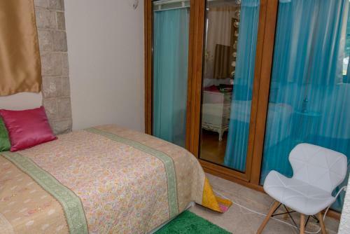 Apartment Elena Petrovac