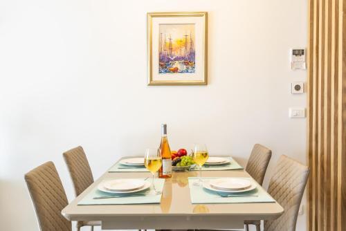 Apartamento Lustica Bay Central