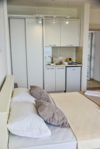 Hostal Apartments Blue Heaven