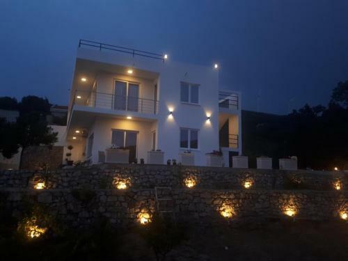 Hostal Apartments Blue Heaven