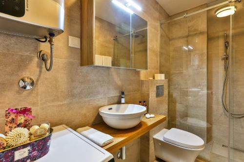 Royal Montesun Apartments