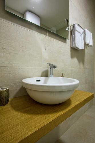 Royal Montesun Apartments