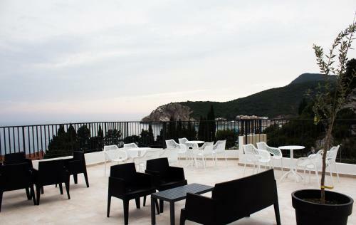 Pearl Beach Hotel & Resort