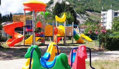 Pearl Beach Hotel & Resort
