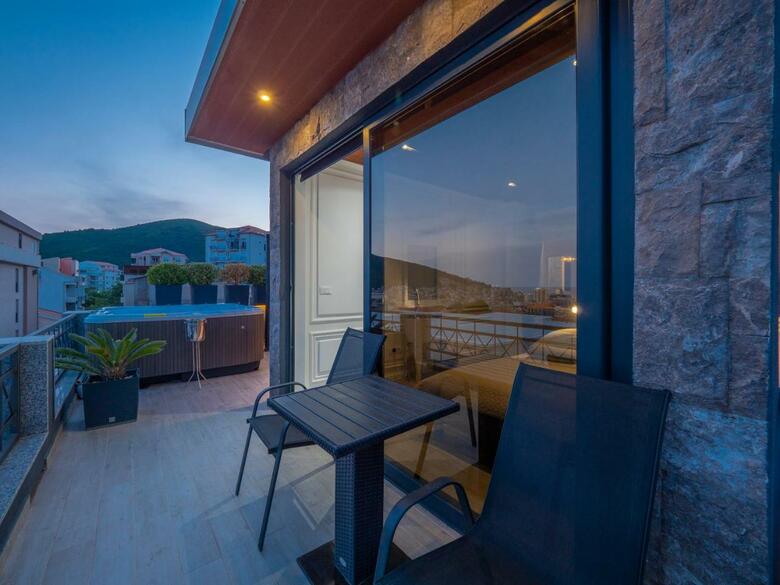 Bed & Breakfast Misisuone Apartments Budva