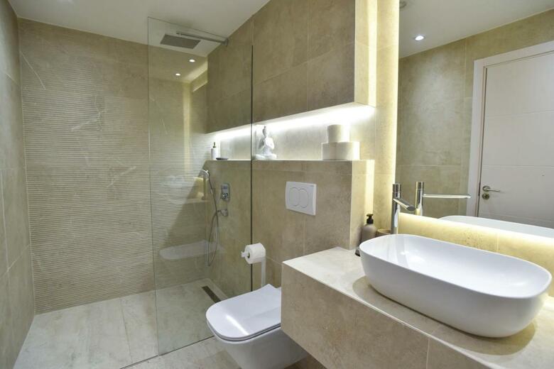 Bed & Breakfast Misisuone Apartments Budva