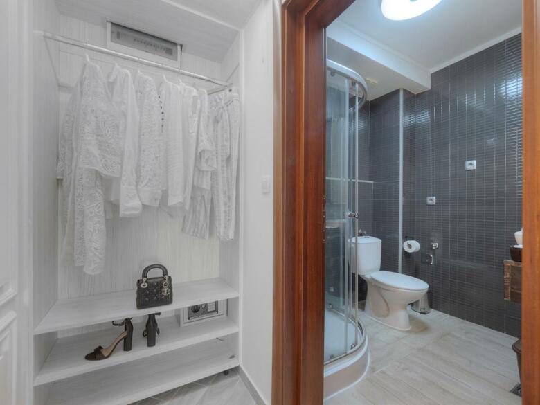 Bed & Breakfast Misisuone Apartments Budva