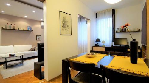3 Bedroom Apartment City Center
