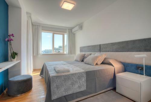 Hotel Fontana Seafront Residences