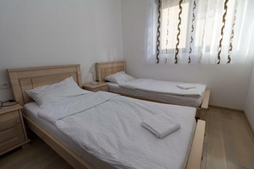Sea View Apartments Perovic