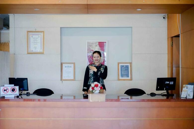 Cakra Kembang Hotel