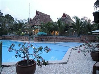 Hotel Deli River And Restaurant Omlandia