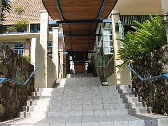 Hotel Deli River And Restaurant Omlandia