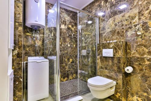 Luxury Montesun Apartments