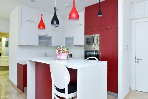 Luxury Montesun Apartments