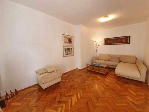 Budva Family Friendly Apartment